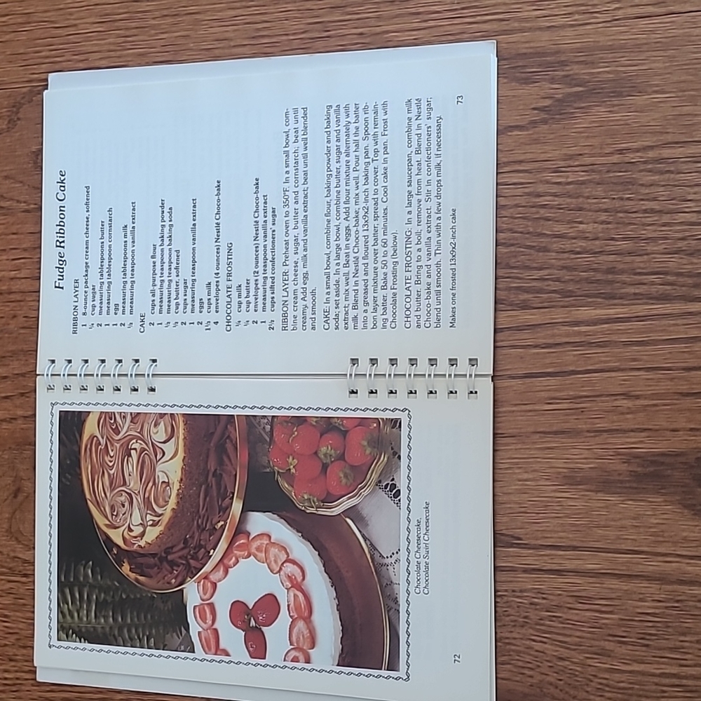 Toll House Heritage Cookbook - Picture 7 of 8